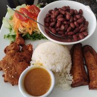 Casado con soyo frito💚🤤 at Loving Hut - Costa Rica in Heredia