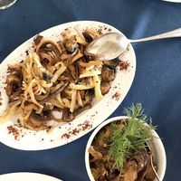 Vegan Arishta (Armenian pasta) with mushrooms + fried eggplants at Garnitoun in Garni