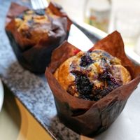 Blueberry muffins (vegan) at Shoukâ in Chamonix-mont-blanc