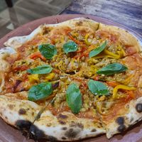 Vegetarian pizza without cheese for a vegan pizza 😍 at Pane e Vino in Lentag