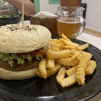 Vegan burger  #Veganuary at Woking Dead in Cancun