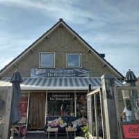  at Broodwinkel de Bôltsjekoer in Teschelling