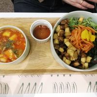 Bibimbap and soup at Plantude 플랜튜드 in Seoul