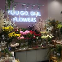  at Flowers Bake & Ice Cream in Tachikawa