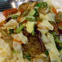 Stir-fried Glass 🇵🇸⚖️ 🗝️Noodles with Cabbage at Pa Yod Shan Vegetarian Cafe in Chiang Mai