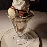 Brownie sundae at Crossroads Kitchen in Las Vegas