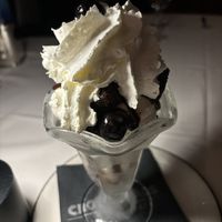 Brownie sundaee  at Crossroads Kitchen in Las Vegas