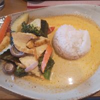Nr. 32 Tofu mit Kokos Curry und Gemüse at Mama Thanh in Karlsruhe