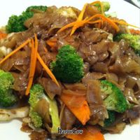 phad see lee with tofu and no egg at Thai Bistro & Bar in Evansville