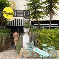 Front entrance at Pastelaria Bonjour in Cascais