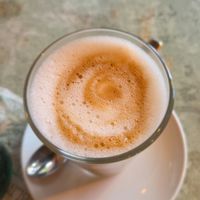 Latte Macchiato mit Hafermilch at BaliBowls in Berlin