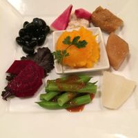 Nothing special from this salad which is “chef’s recomendation” 
Not recomendation i think   at Mominoki House in Tokyo