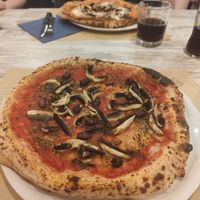 Marinara pizza with mushrooms and olives added at La Lanterna in Lanzarote