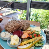 Vegan breakfast at Café Menthe in Frankfurt