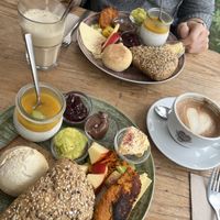 Veganes Frühstück  at Café Menthe in Frankfurt