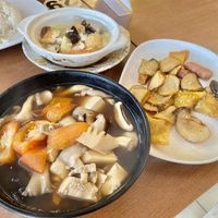 Yong Tau Foo and Claypot Tofu at Vegetarian Villas 素雅轩 in West Singapore
