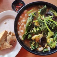 Marcoroni with Tom yum soup at Vegetarian Villas 素雅轩 in West Singapore