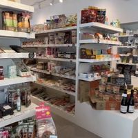 Instant noodles, snacks, drinks, etc  at Weller in Tokyo