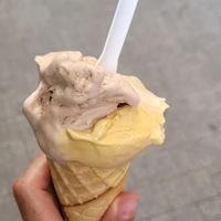 Nociolla (hazelnut) and caramel at Madonna Vegan in Barcelona