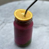 Smoothie mit Drachenfrucht, vegan glutenfrei  at Frank & Charlie in Enschede
