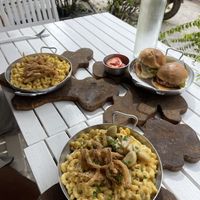 Mac & cheese and sliders  at Wat Bong in Siem Reap