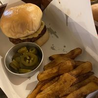 Burger   at Wat Bong in Siem Reap