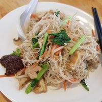 Eggless fried mee hoon at Zi Zai Vegetarian 自在齋 - Yishun in North Singapore