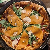 Pizza “Toscana” in versione vegan  at New Bridge Sprizza in Florence