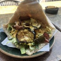 Gemüsedöner mit Veganer Sauce  at Dönapolis in Heidelberg