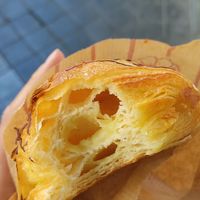 Napolitana de crema at La Revuelta in Granada