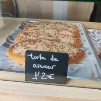 Sugar cake at La Revuelta in Granada