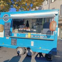 Cheffe Surisa at Took Took Thaï Street Food in La Garde