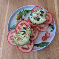 Vegan avocado and tomato toast at Barbaflorida Cafè in Valldemossa