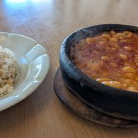 Sizzling fava beans at Cafe Şafak in Nevsehir