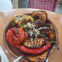 Gebackenes Gemüse at Cafe Laila in Mestia