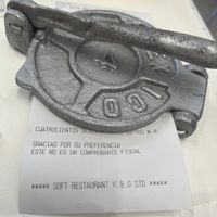 Receipt in a tiny tortillero😄#Veganuary at Tacongo in Tijuana