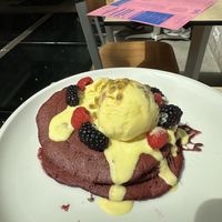 saffron pistachio   at Moak Pancakes - Pijp in Amsterdam