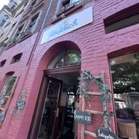   at Jlöcklich in Cologne