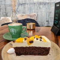 vegan cake with coffee at Wild&Wood in Wiesbaden