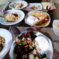 Black bean veg, satay veg, fried rice, leek and bean sprout noodles 😋 at Taste of Asia in Budva