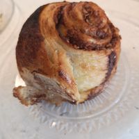 Cinnamon roll at Oats Day Long in Leuven