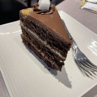 S’mores cake  at Tenon Vegetarian Cuisine in Markham