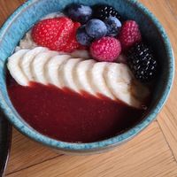 Oatmeal with fruits and Jam at Social Brew in Copenhagen