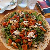 Tomarella pizza at Darc-en-Ciel in Seoul
