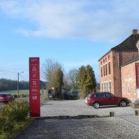 L'entrée at Tibetan Convention Tea House in Florennes