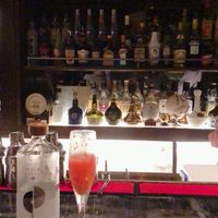 素敵な空間でイケメンのマスターが作ってくれるカクテル🍸最高です。メニューになくても好みを言えばそれにあったカクテル作っ at Mikado Bar in Ninohe