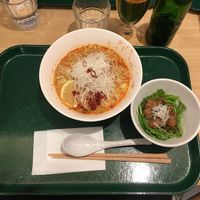 shiro tan tan and karage at T's Tantan - Tokyo JR Station in Tokyo