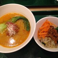 Tantan men set with Bibimba
 at T's Tantan - Tokyo JR Station in Tokyo