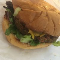 burger at Arlo's Food Truck - Cheerup Charlie's in Austin