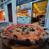 Vegetarian pizza with vegan cheese  at La Bufalina Ibiza in Ibiza